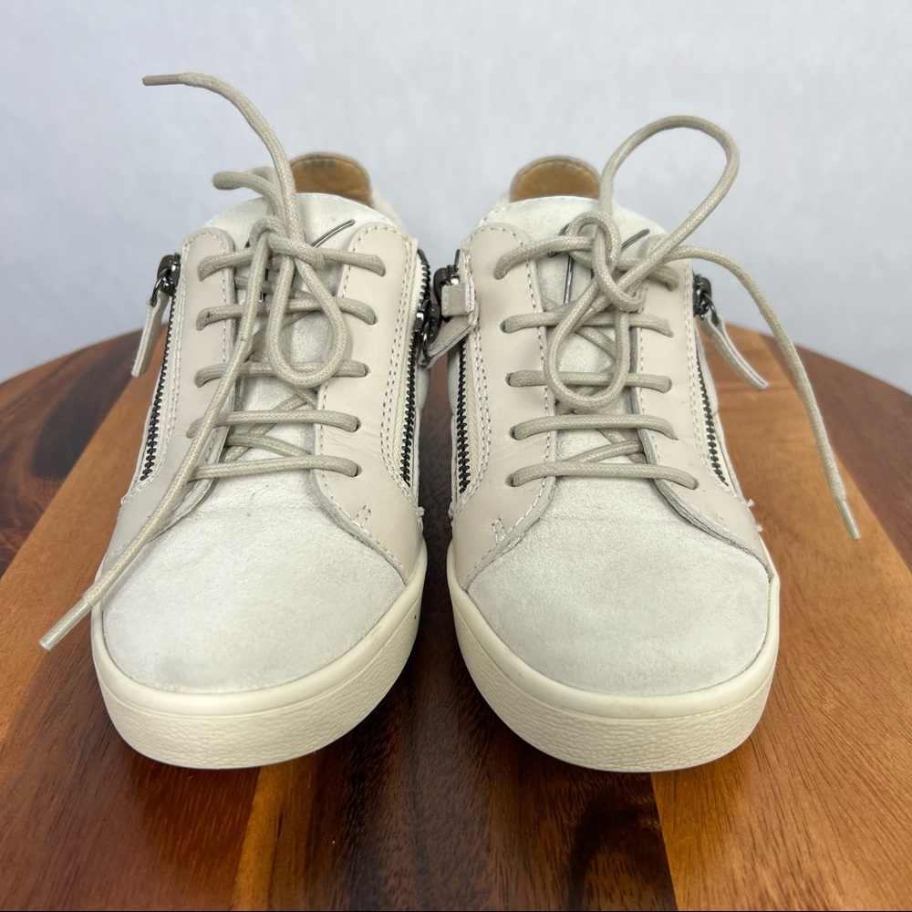 Giuseppe Zanotti Beige Size 35.5 Women's Suede Lace Up Zippered Trainers